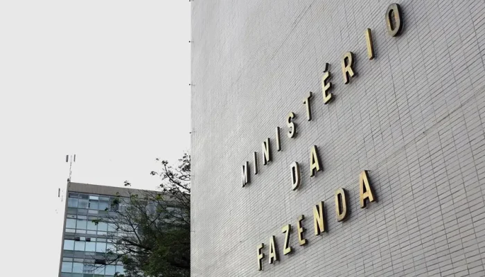 ministerio-da-fazenda-bloomberg