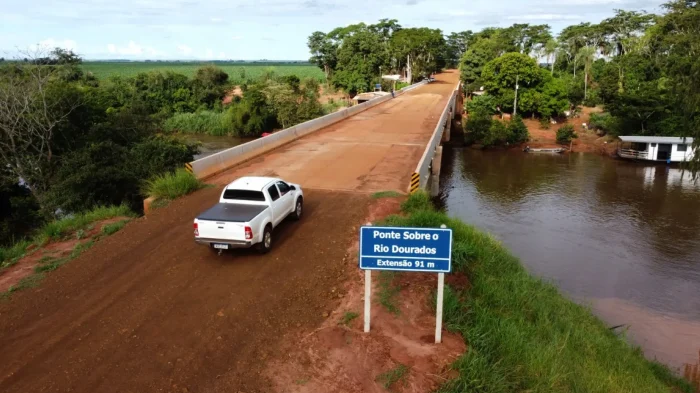 ponte-rio-dourados.jpg