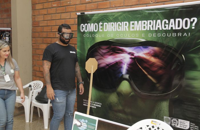 simulacao-com-oculos